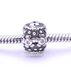 Authentic PANDORA Decorative Egg Charm - 790390PCZ